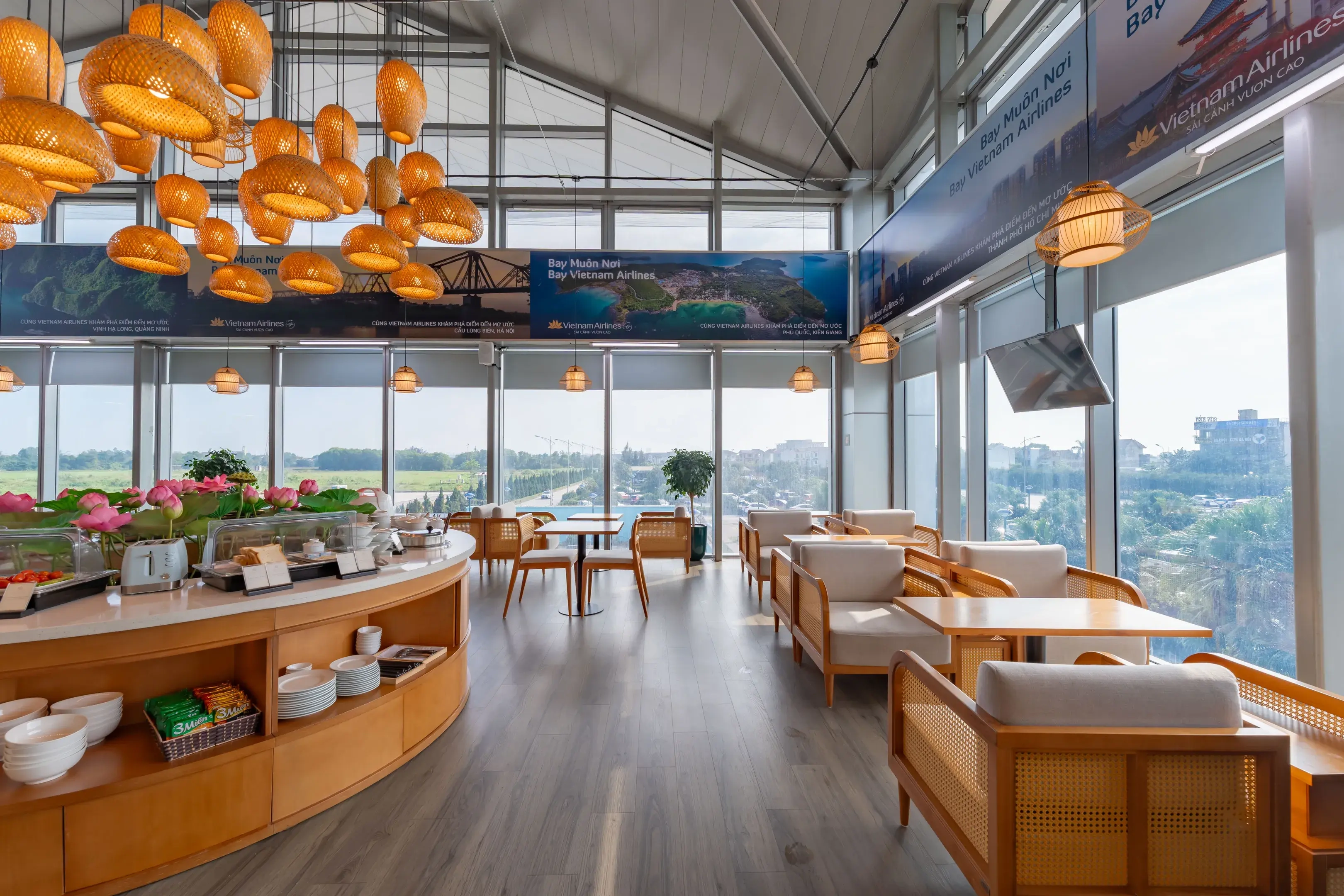 Premium Lounge Service at Vinh Airport (VII)