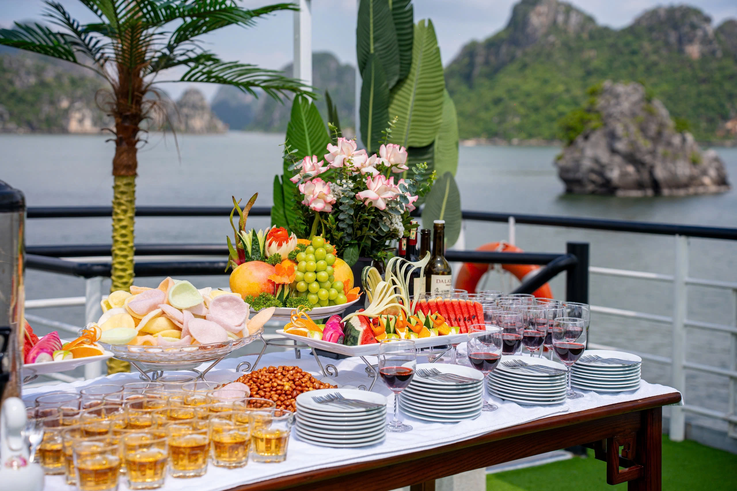 Day tour | Liberty Cruise 4* Hạ Long