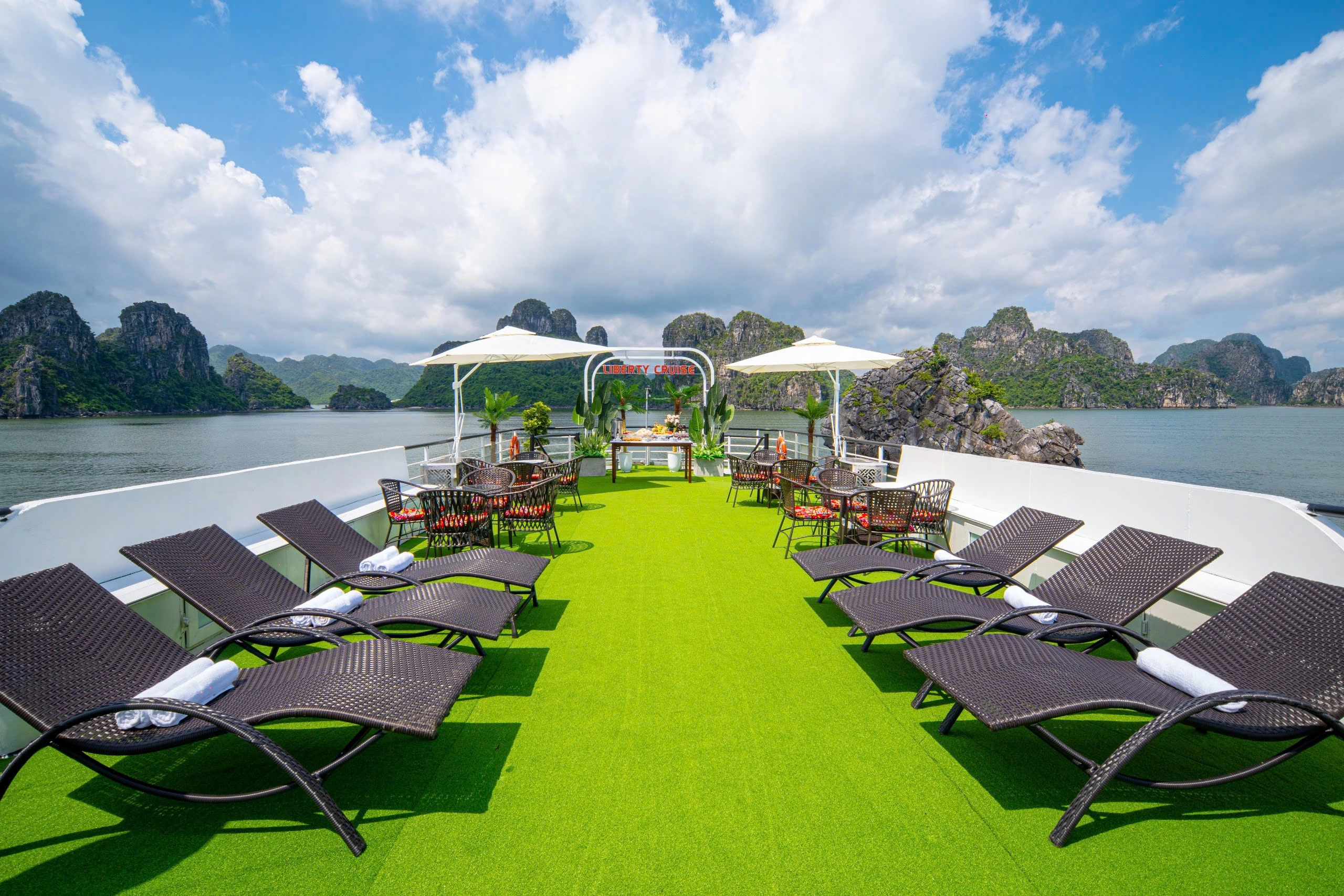 Day tour | Liberty Cruise 4* Hạ Long