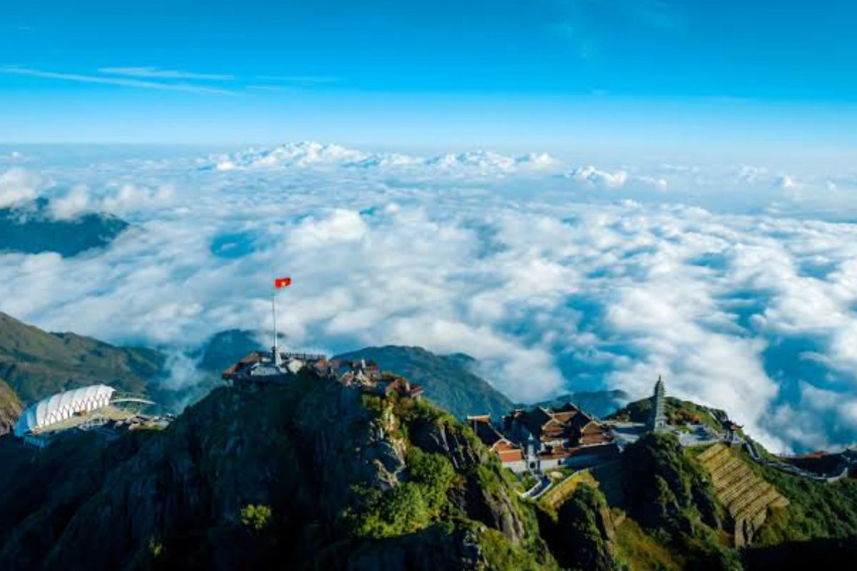 Explore Sapa’s misty mountains this January