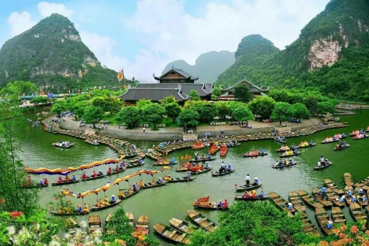 Trang An – A majestic natural masterpiece in January