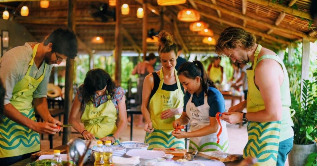 Hoi An Food Tour is ideal for travelers who plan their trips around eating