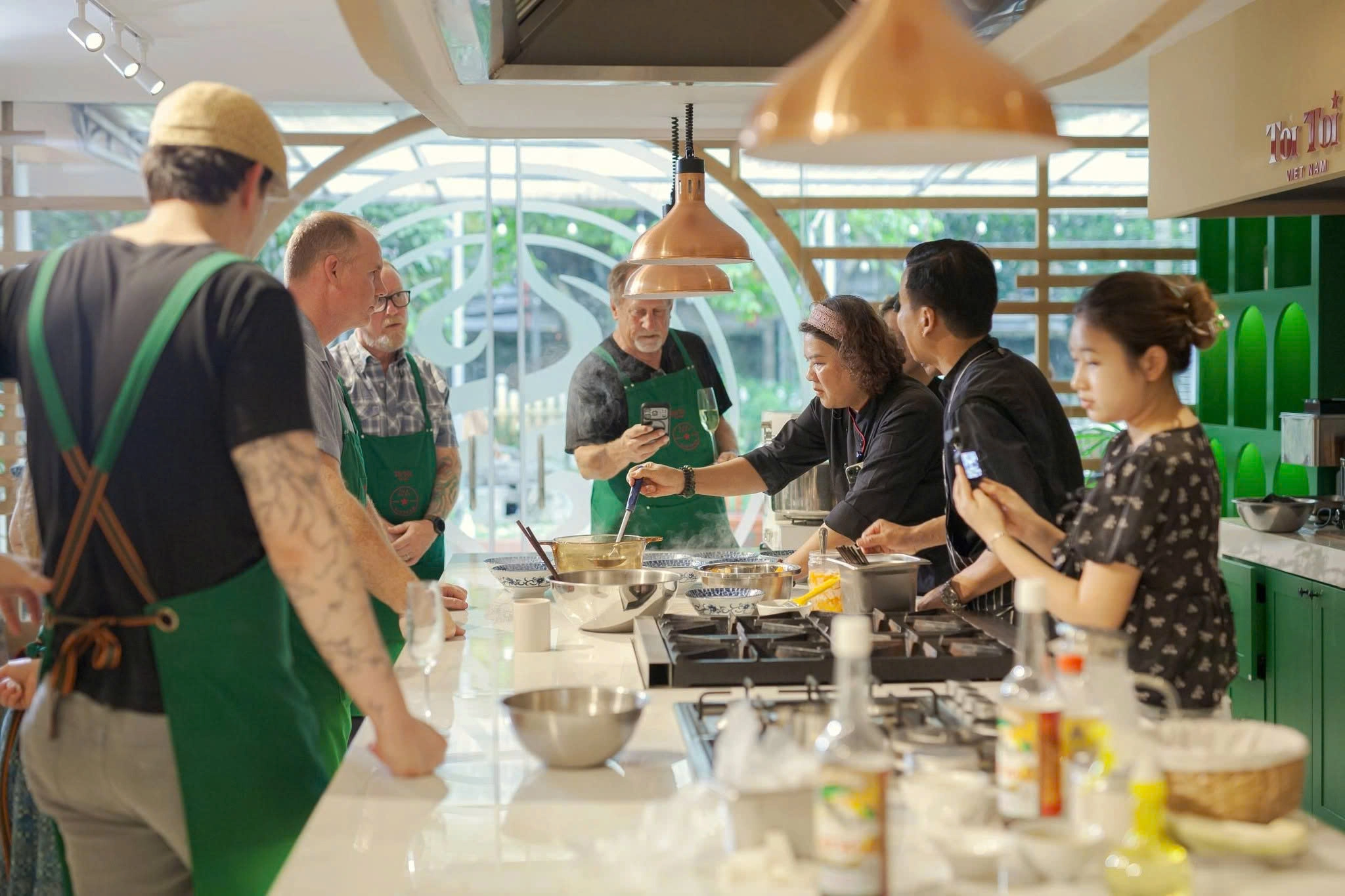 Hanoi Private Cooking Class & Local Market Experience
