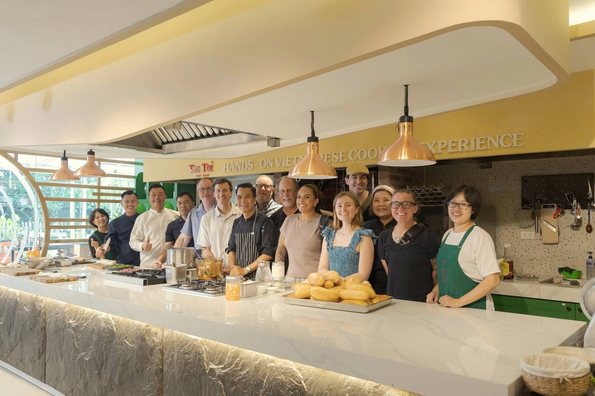 Hanoi Private Cooking Class & Local Market Experience