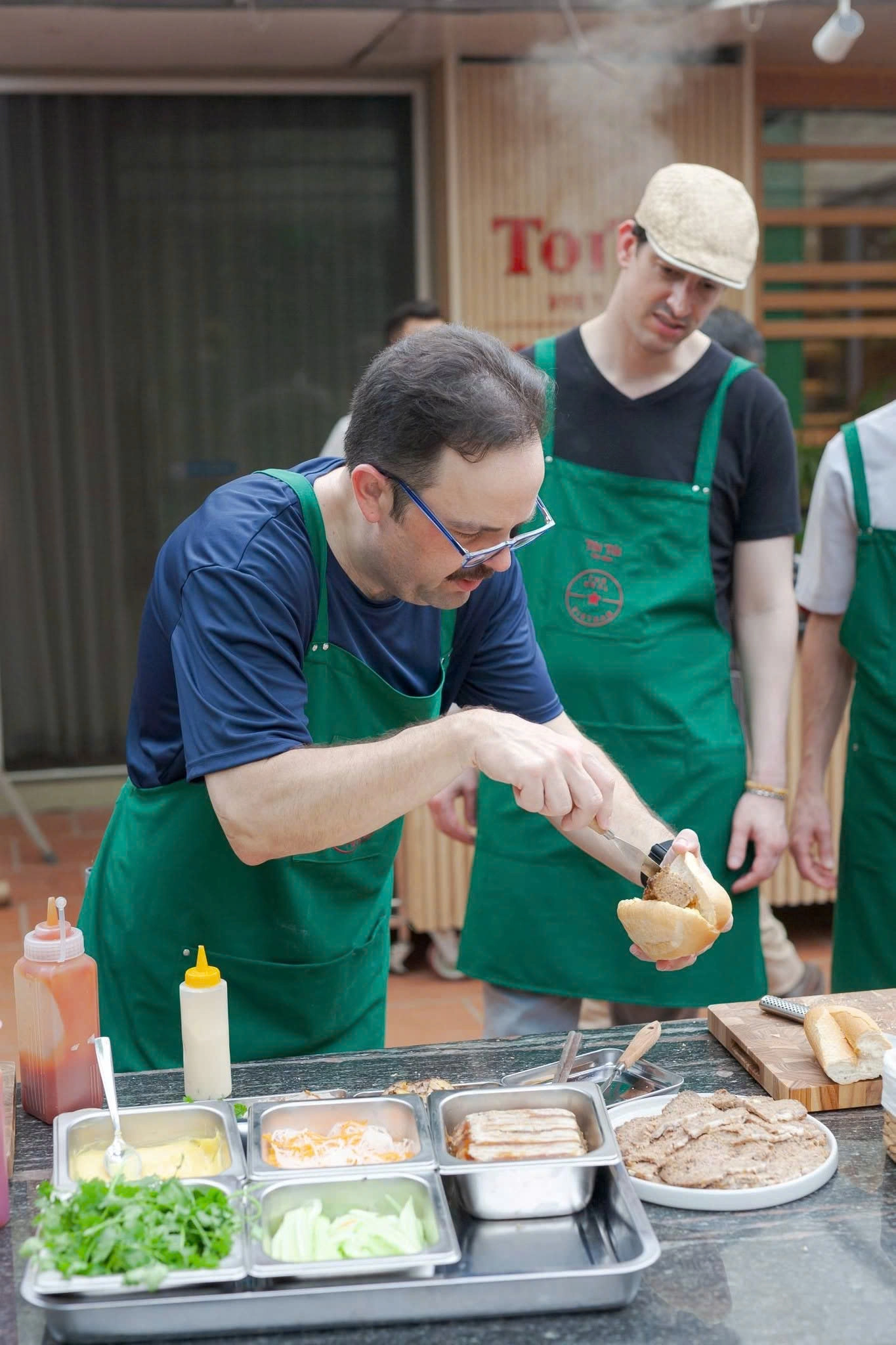 Hanoi Private Cooking Class & Local Market Experience