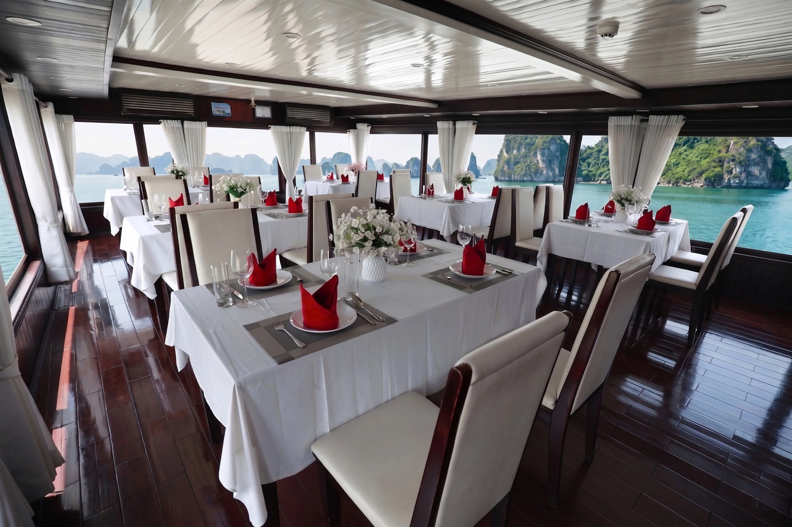 2D1N Tour | Relaxing at Ha Long Bay on Sunlight Legend Cruise 14 cabin