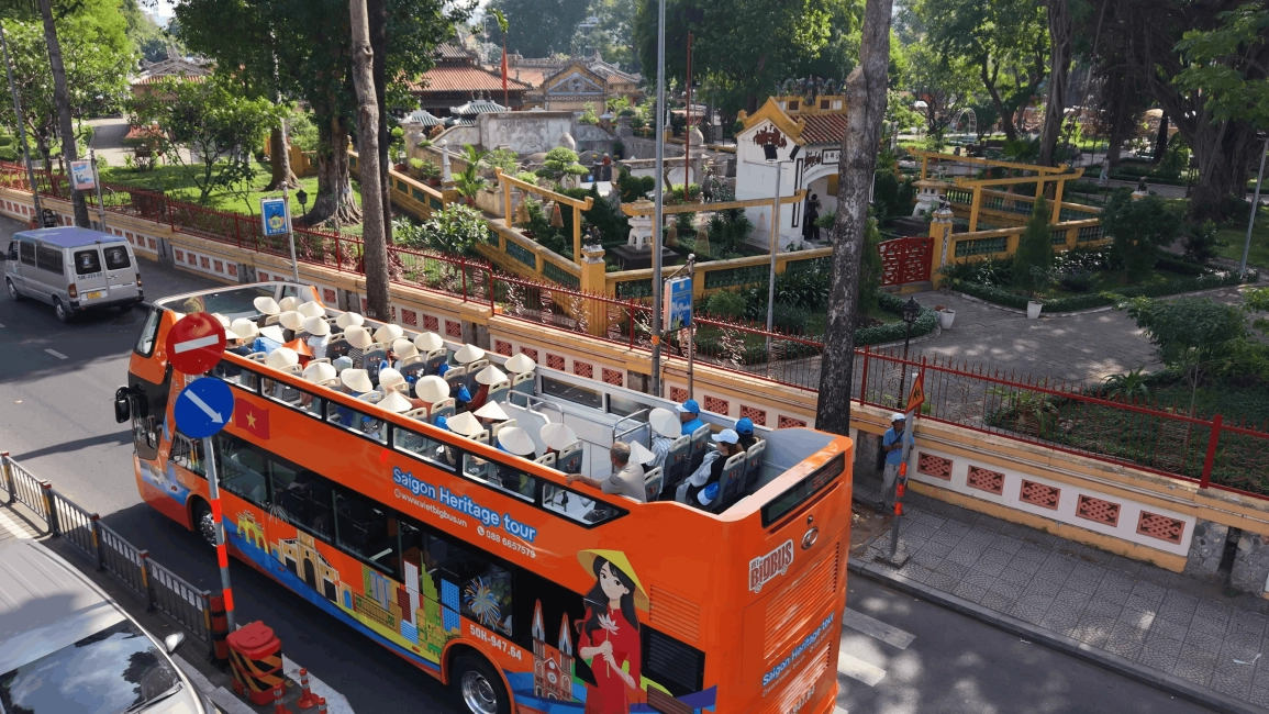 SaiGon Double-Decker Bus Ticket Viet BigBus 