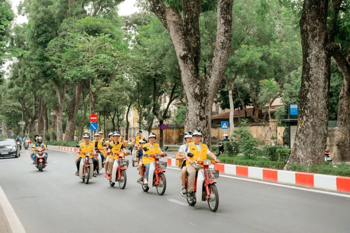 Day Tour | A Journey Through Hanoi's Traditional Craft Villages: Incense Village - Conical Hat Village - Lacquer Village On Vintage Cub Motobike