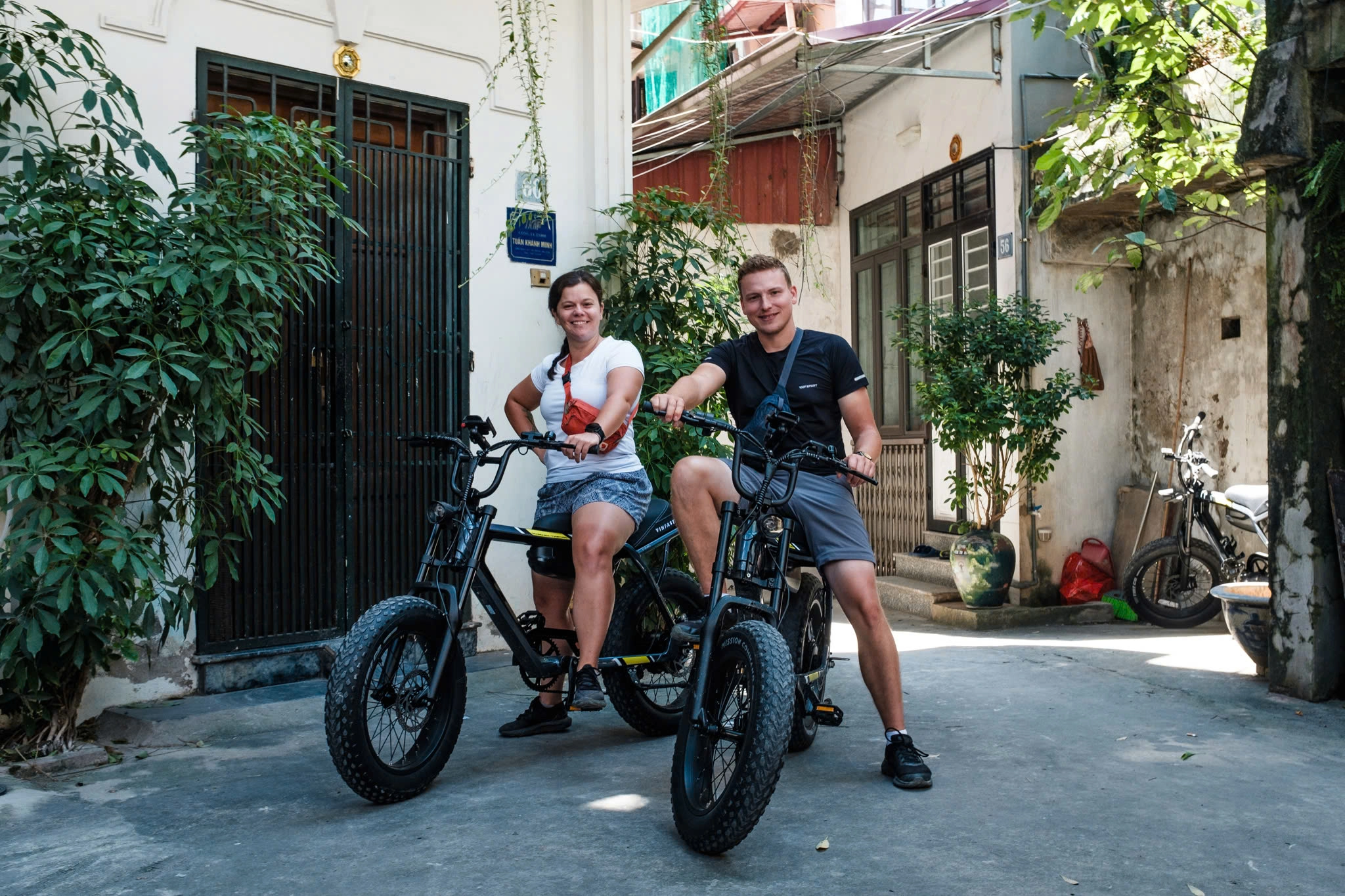 Hanoi Beyond the Landmarks by E-Bike