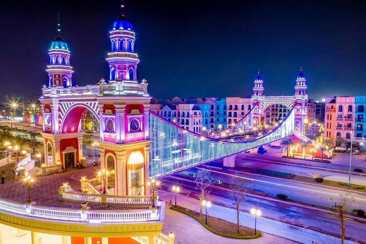 Mega Grand World Hanoi Admission Experience