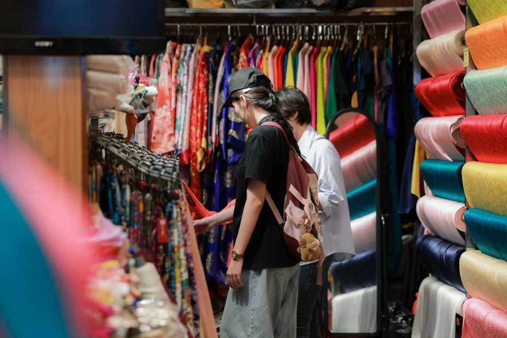 Day Tour | Half Day Explore Vạn Phúc Silk Village On Vintage Cub Motobike