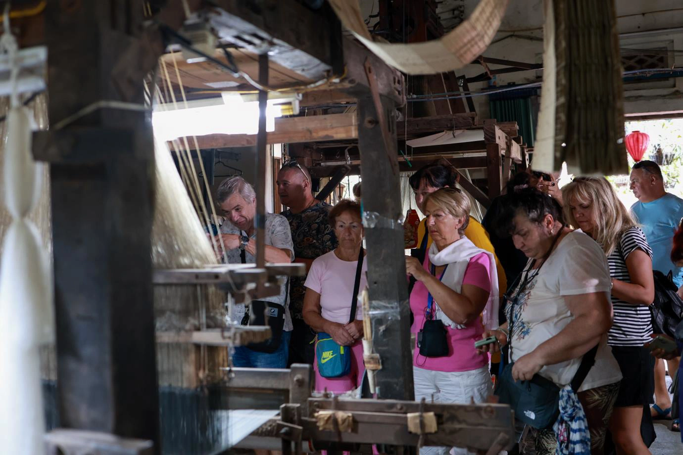 Day Tour | Half Day Explore Vạn Phúc Silk Village On Vintage Cub Motobike