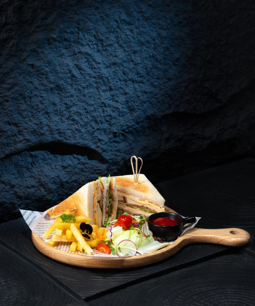 Dining Experience at Full Moon Restaurant – Ba Dinh | Hanoi
