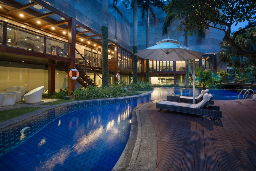 Cuisine Experience at Fraser Suites with Swimming Pool Access | Hanoi