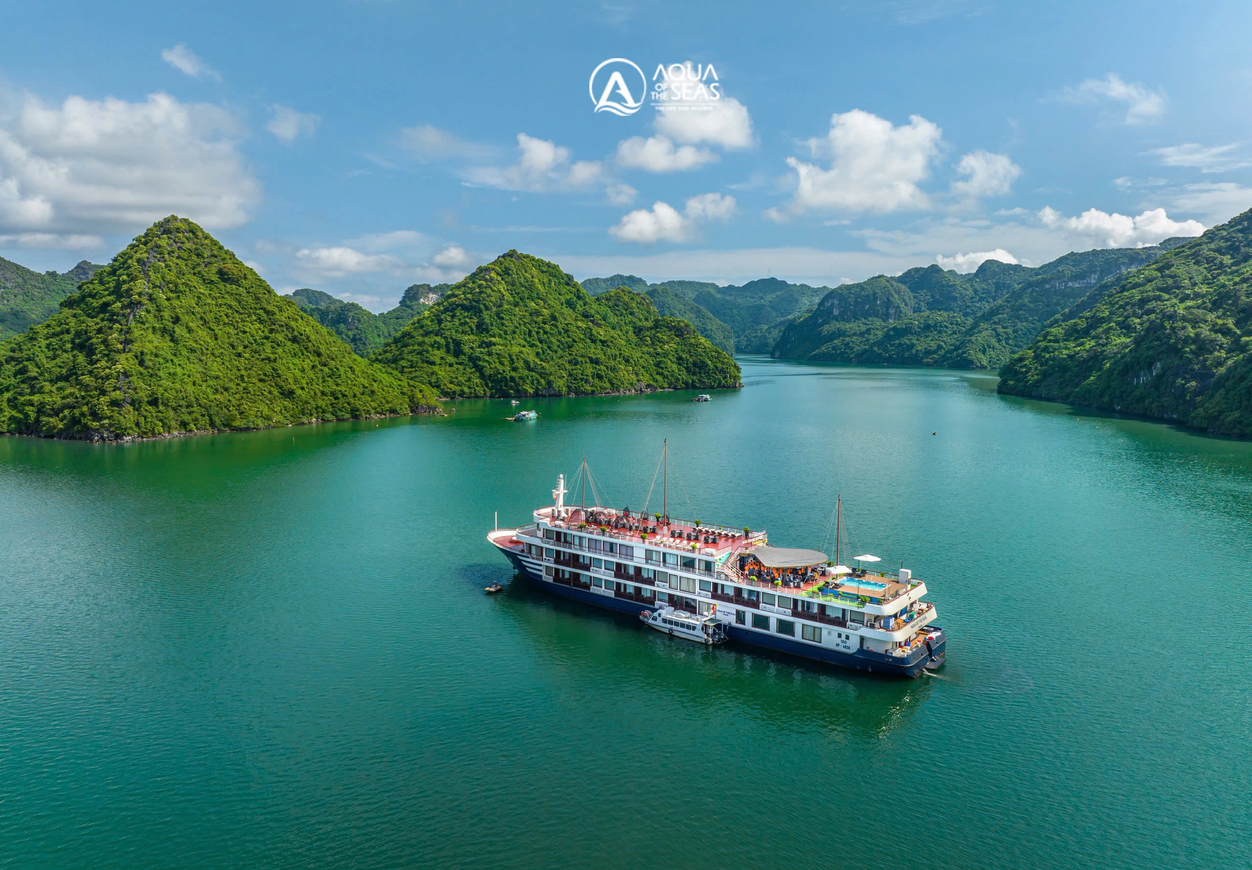 2D1N Tour | Explore Ha Long Bay with 5* Aqua Of The Seas Cruise