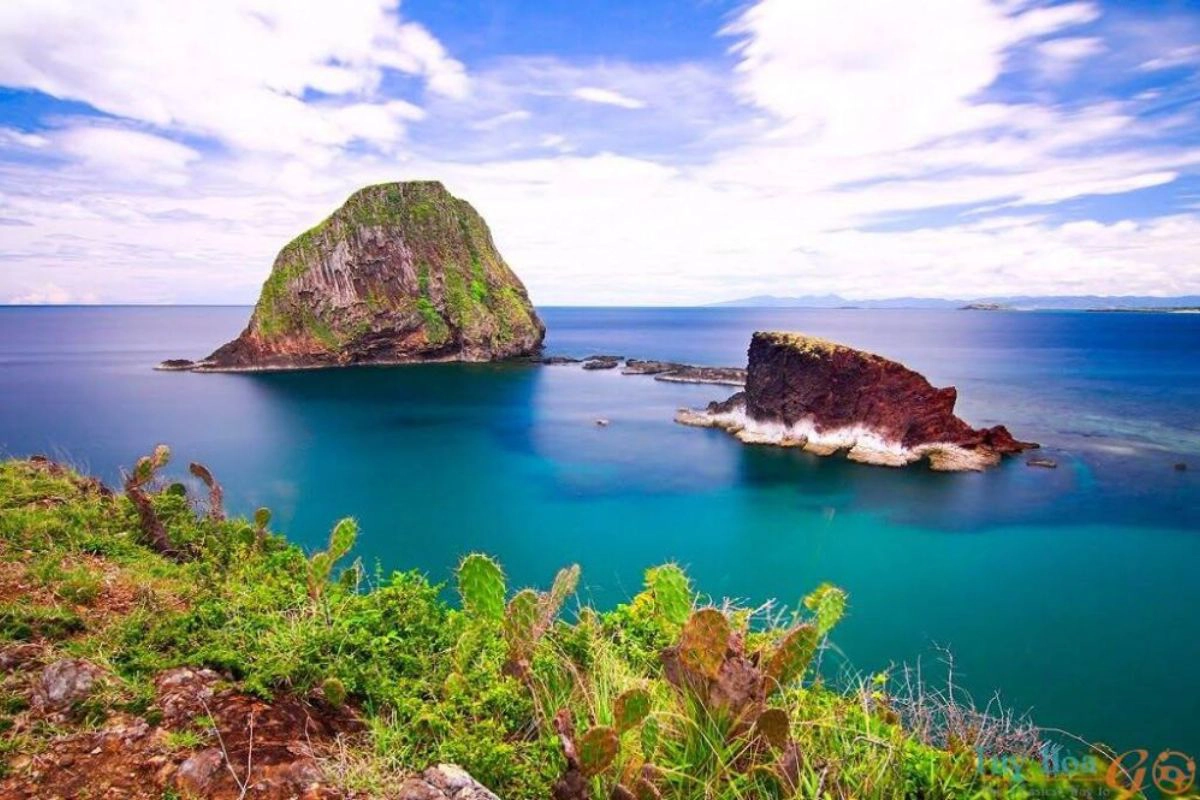 Hon Yen in Phu Yen showcases wild coastal beauty and peaceful local charm