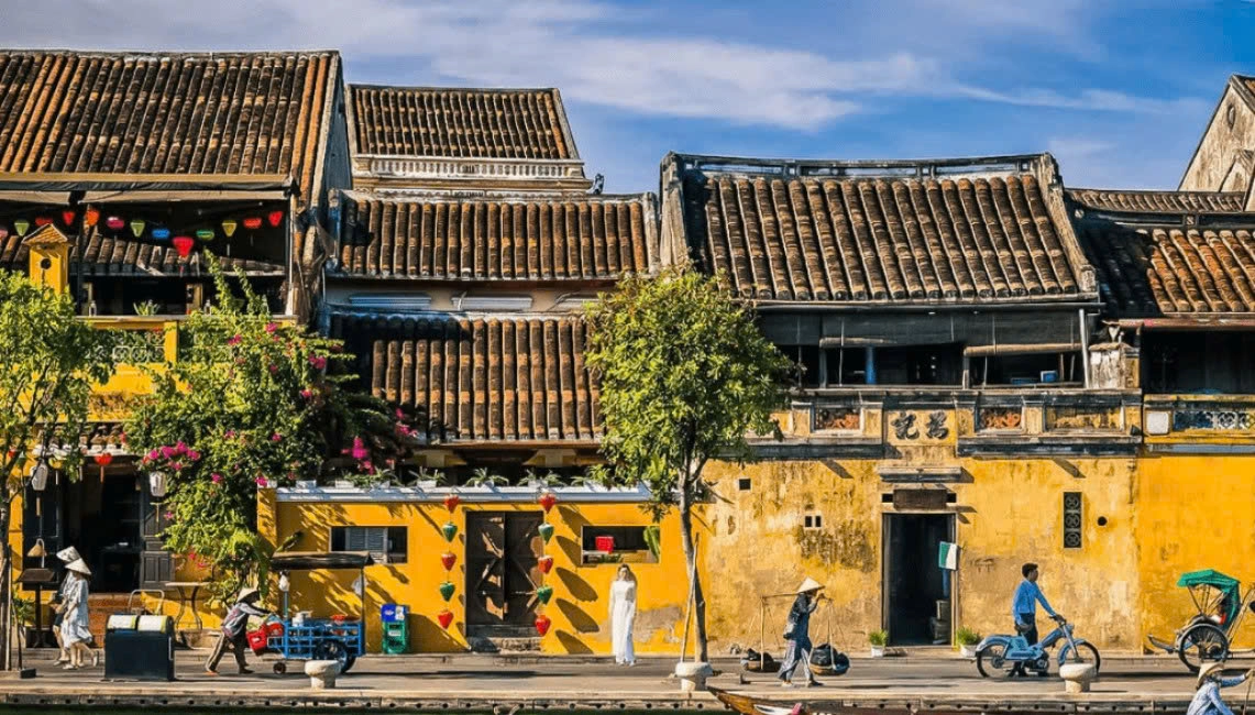 Day Tour | Son Tra Peninsula - Marble mountain - Hoi An Acient town From Da Nang (with Chinese guide option)