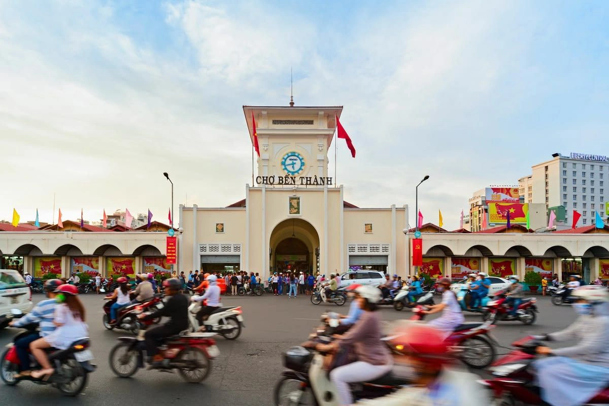 Ho Chi Minh City ends the trip with southern energy