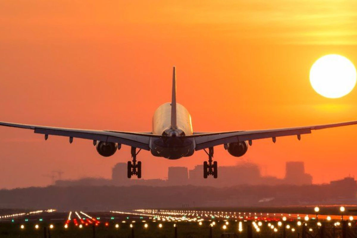Morning flights help short itineraries run more smoothly