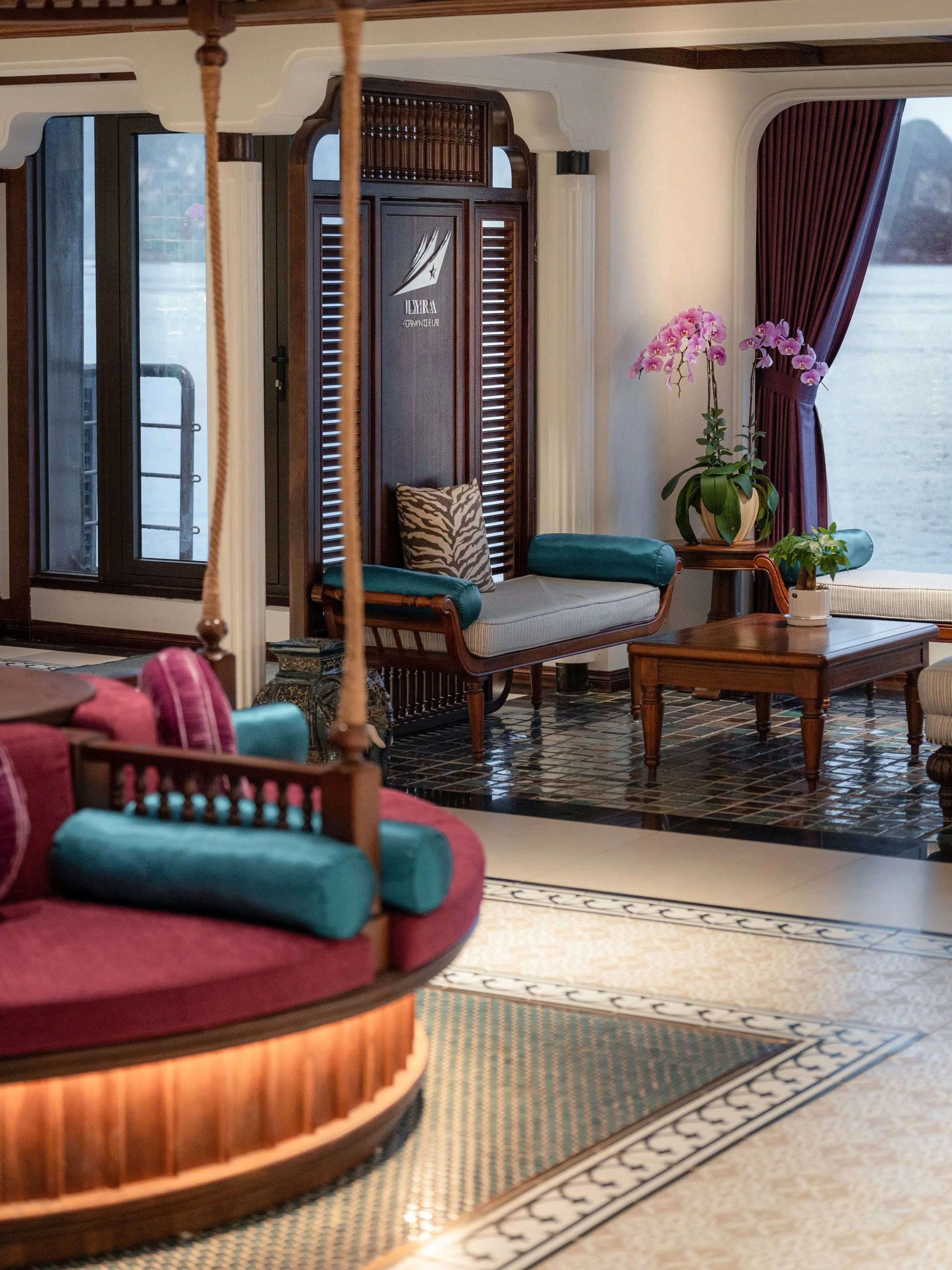 2D1N | Enjoy Lan Ha Bay in 5* Lyra Grandeur Cruise Depart from Hạ Long