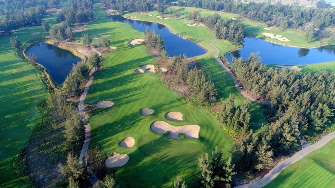 One Day Golf Tour to Montgomerie Links Golf Club from Da Nang