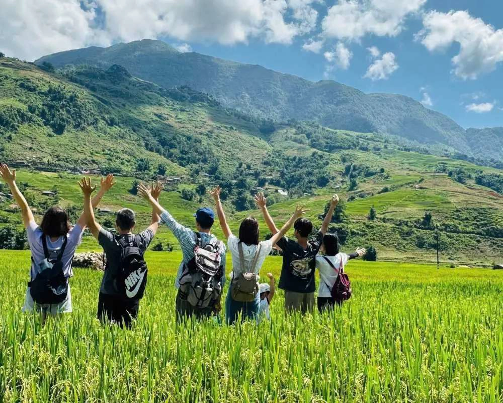 Day Tour | Lao Chai & Ta Van Trek with Batik Painting Experience from Sapa