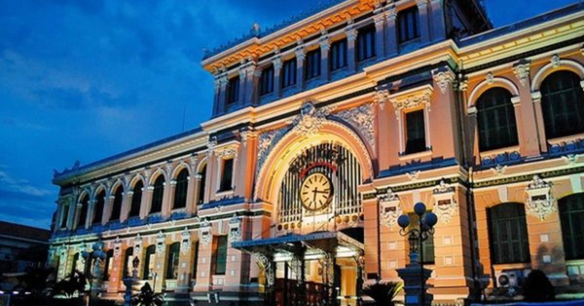 Saigon Notre Dame Cathedral and the central post office