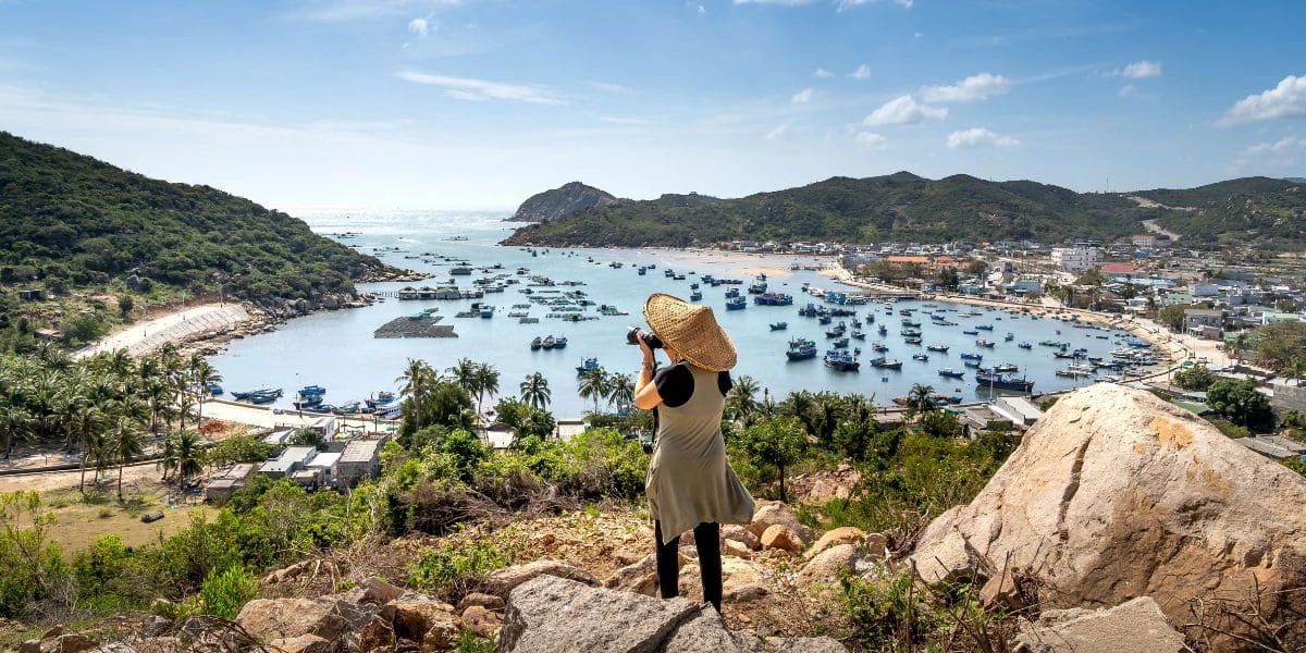 Vinh Hy Bay coastal escape