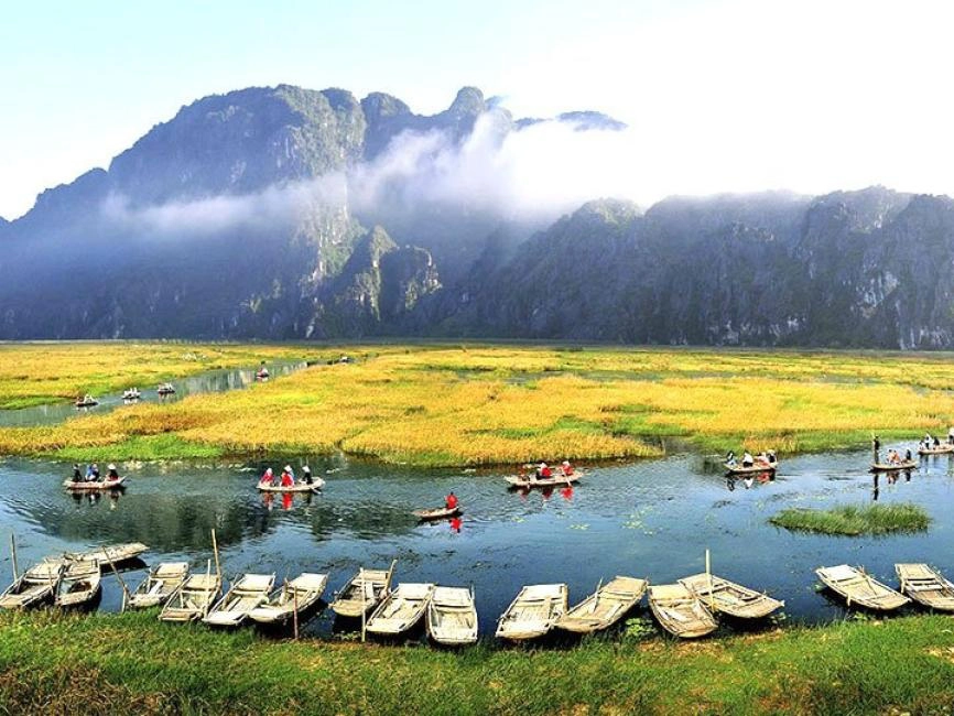 Private Tour | Incense Village, Hoa Lu Ancient Capital & Van Long Wetland from Hanoi