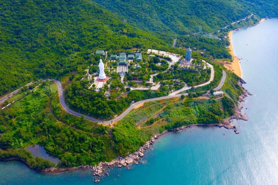 Day Tour | Marble Mountains, Am Phu Cave & Linh Ung Pagoda Private Tour (with English & Korea Tour Guide) from Da Nang