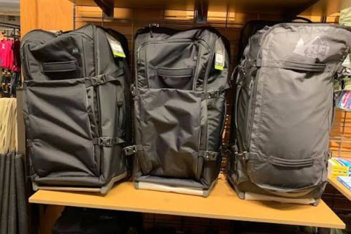 Pack light and smart to make train travel in Vietnam easier