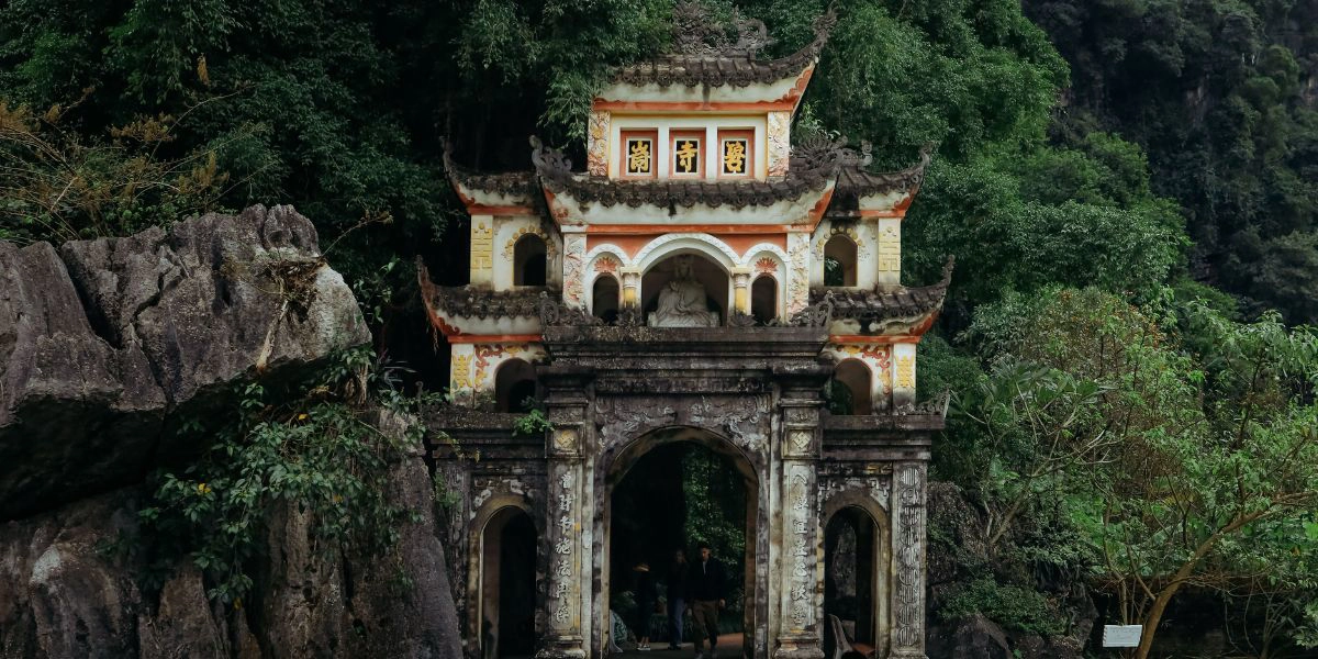 Hoa Lu, the ancient capital of Ninh Binh