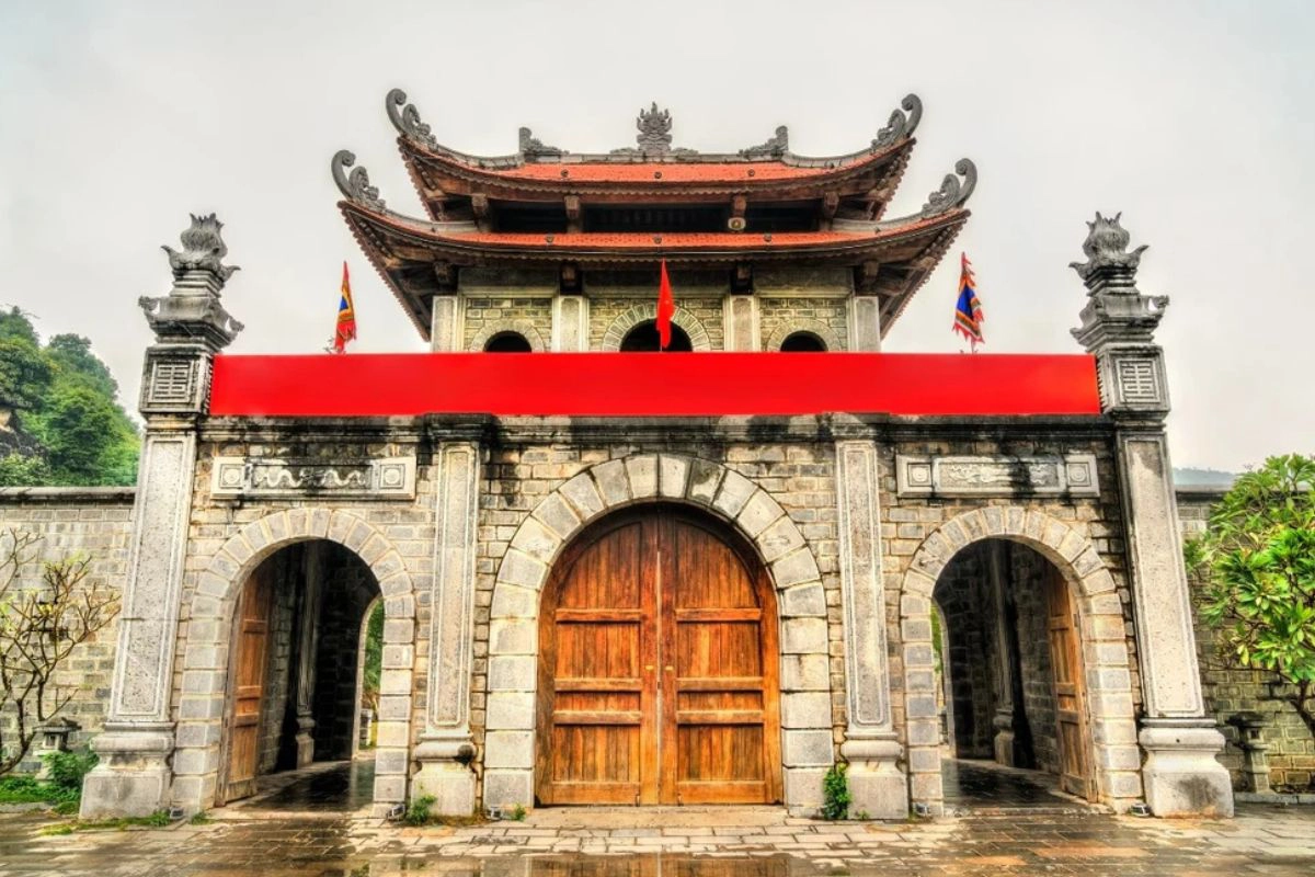 King Dinh Tien Hoang Temple is a key historical site in Ninh Binh tours