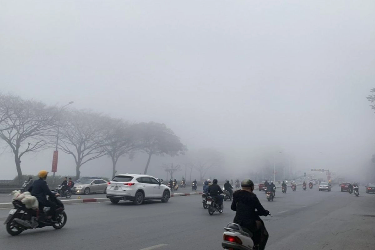 Northern humidity brings fog, drizzle, and slippery floors 
