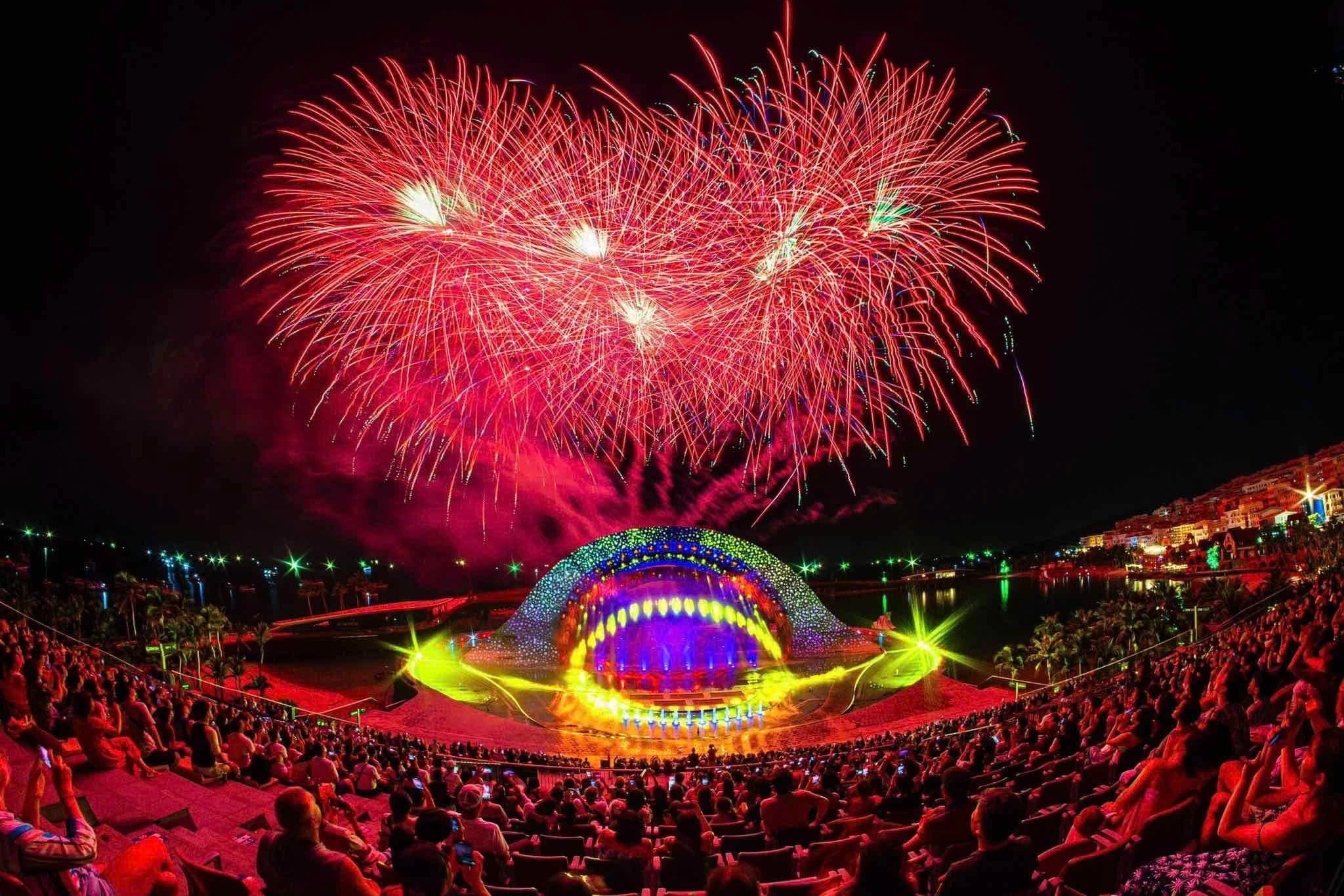 Kiss Of The Sea & Symphony Of The Sea Show Ticket in Phu Quoc