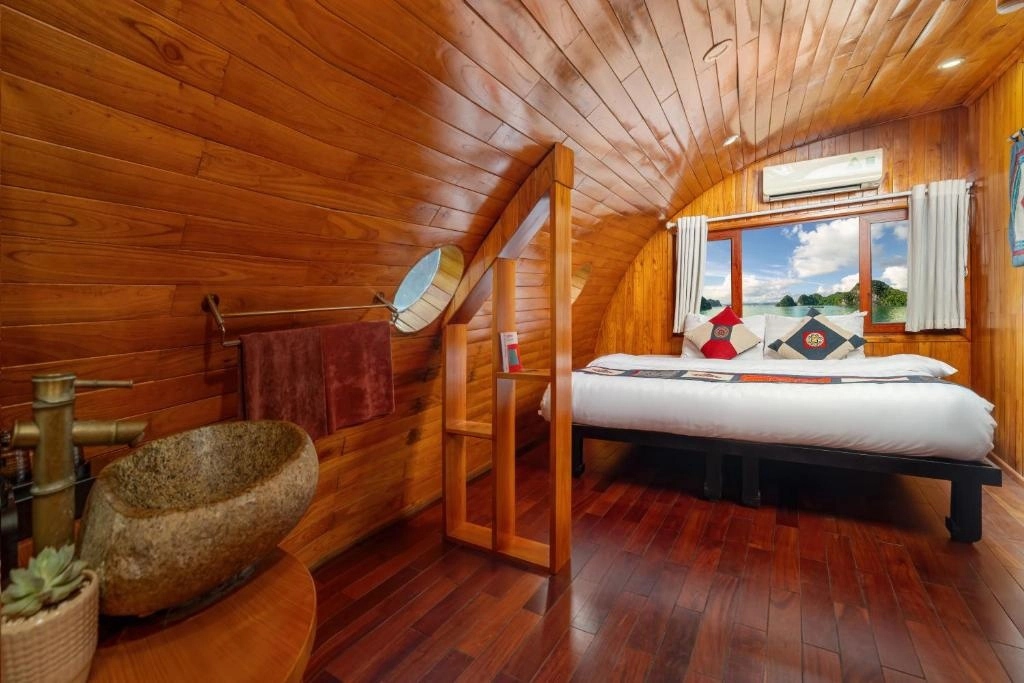 3D2N Tour | Experience Lan Ha Bay on Sunlight Boutique 5 Cruise & Explore Cat Ba Island