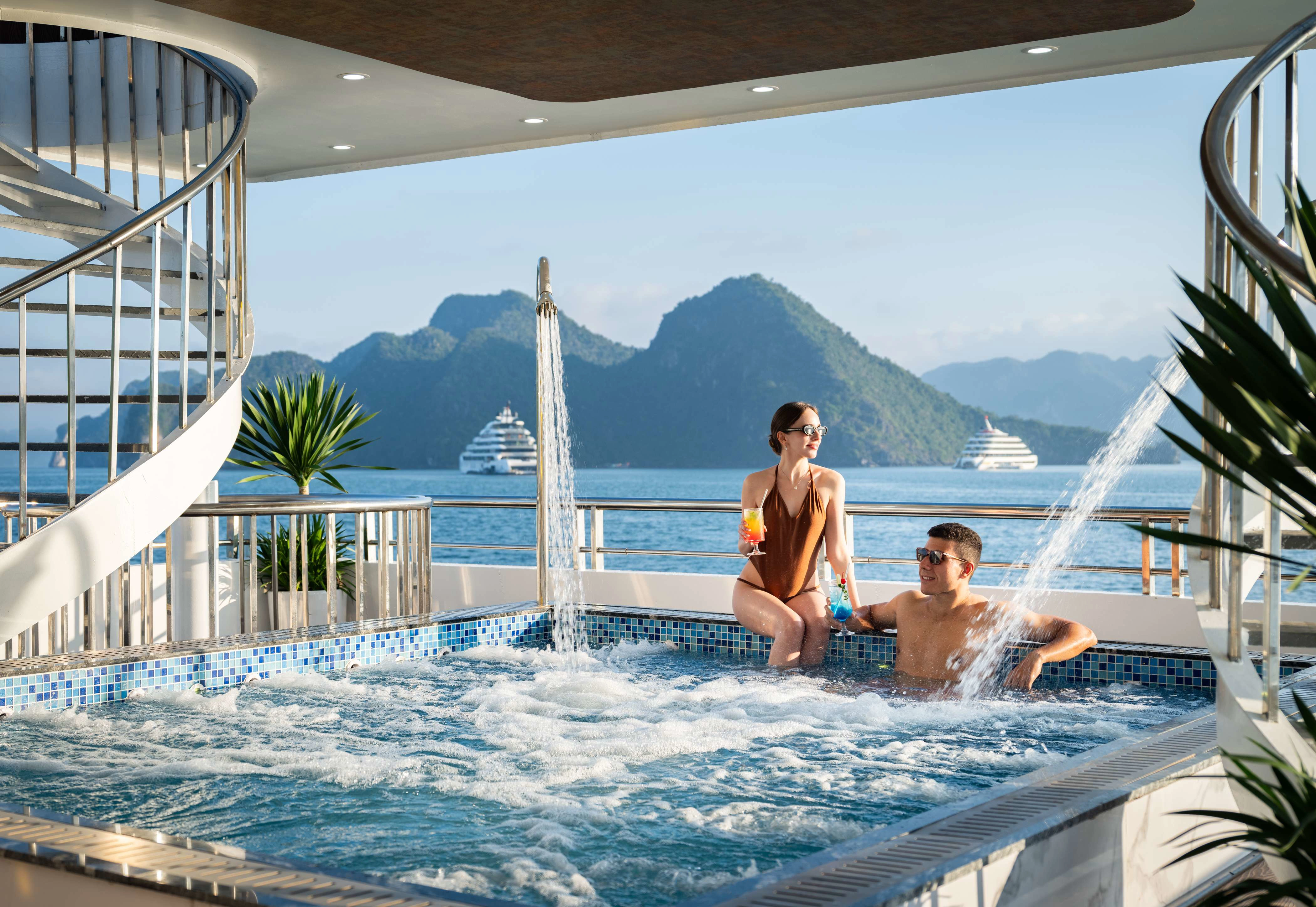 Day Tour | Explore Halong Bay in Hercules Grand Cruise