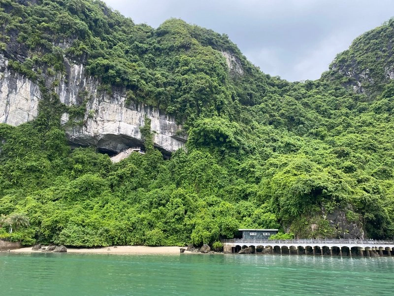 Day Tour | Explore Halong Bay in Hercules Grand Cruise