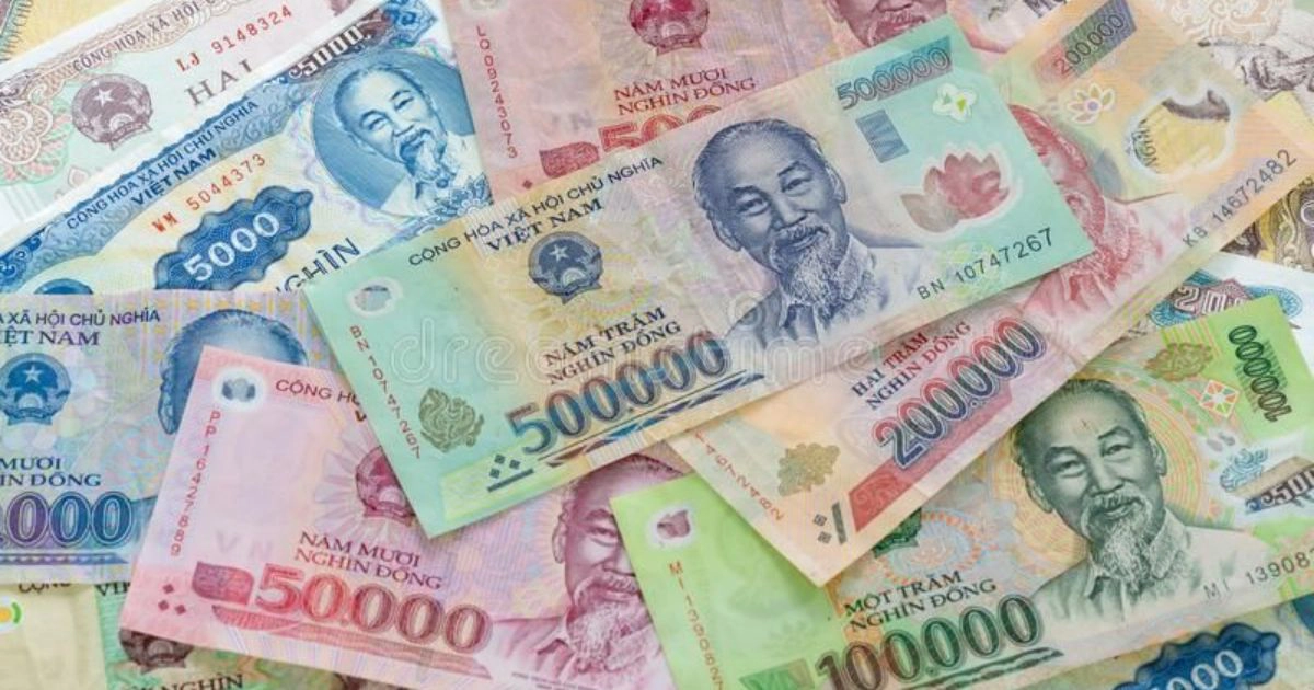 Vietnamese dong cash and travel budget planning