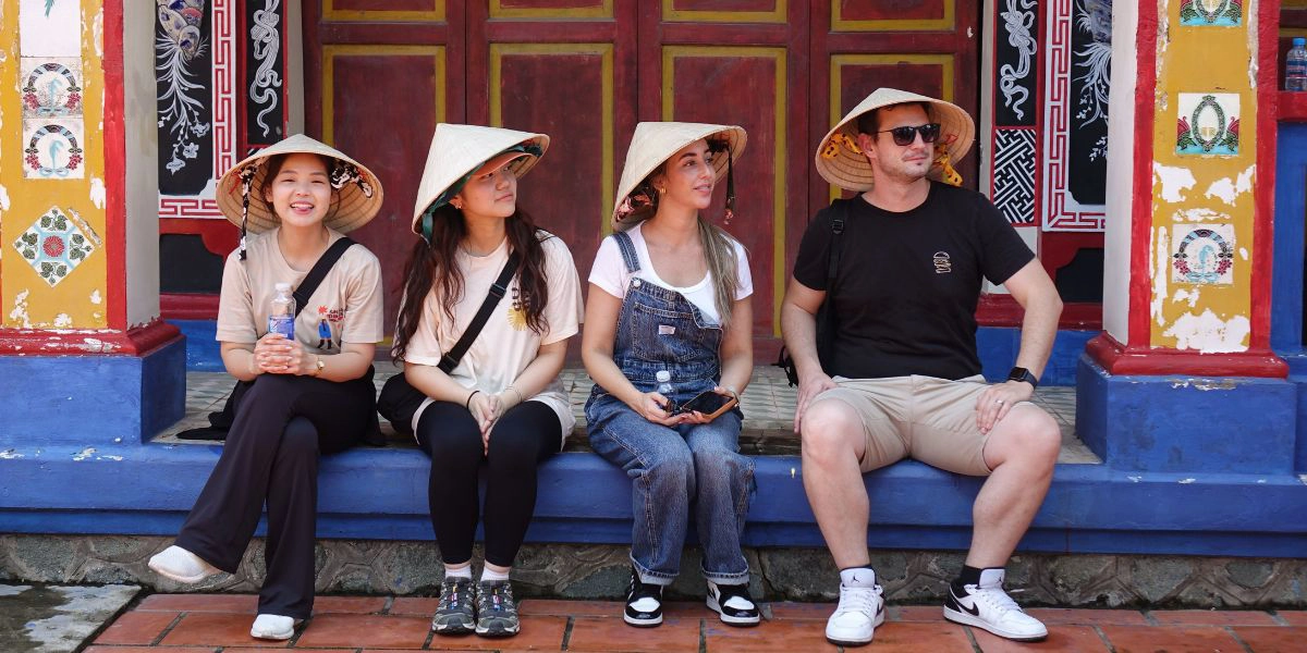 Tropical Vietnam packing guide