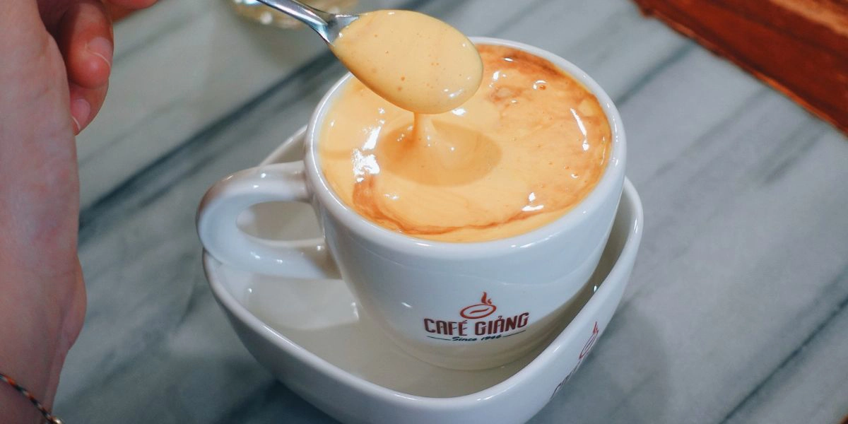 Velvety egg coffee