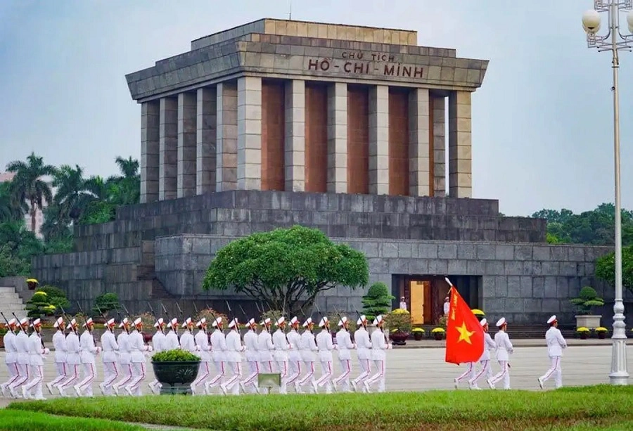 Skip-the-Line Admission Ticket Ho Chi Minh Mausoleum & Museum in Hanoi