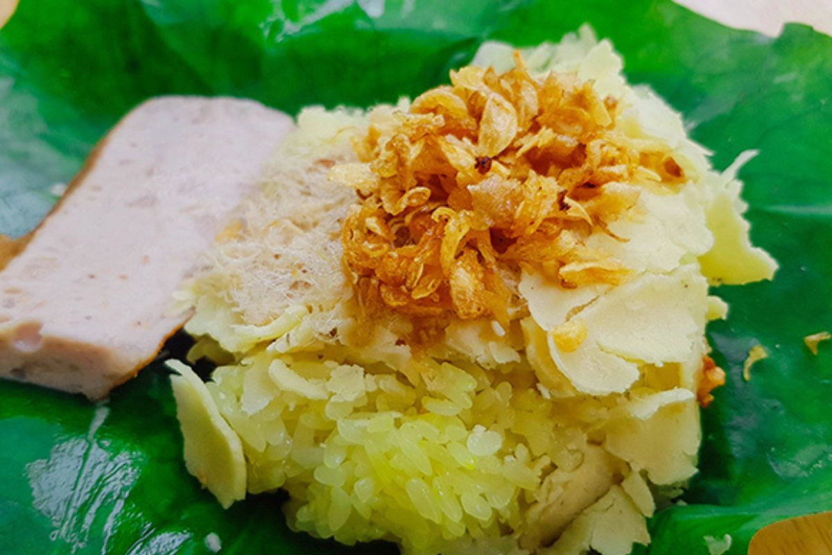 Traditional Hanoi sticky rice with savory toppings