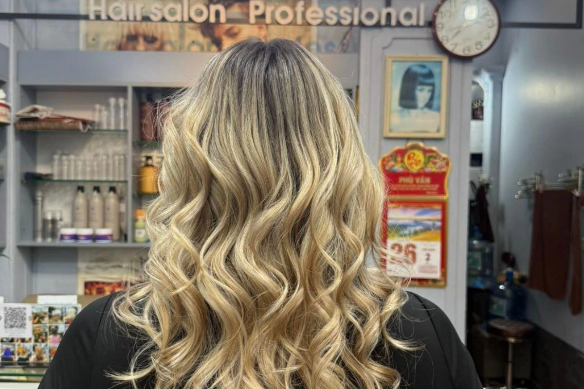 Canh Leonardo Hair Salon stands out for its artistic style and creative