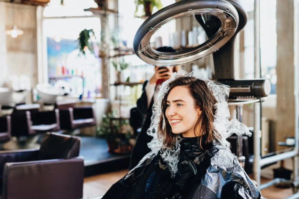 Elle Glamour Hair Salon - The French-Trained Blowout Spot