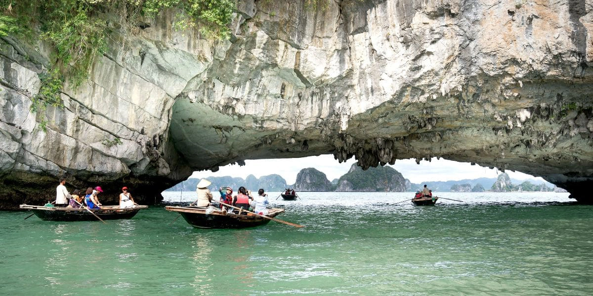 Luon Cave by Kayak
