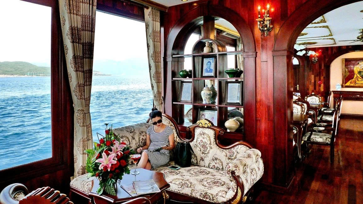 Nha Trang Emperor 5-Star Sunset Cruise with Sunset Party & Gourmet Dinner