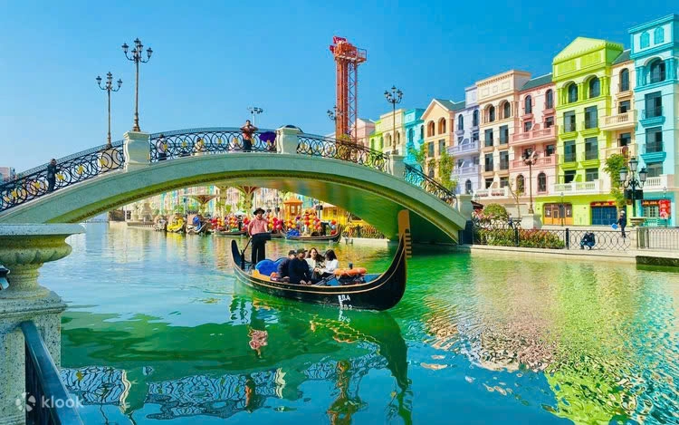 Mega Grand World Hanoi Admission Experience
