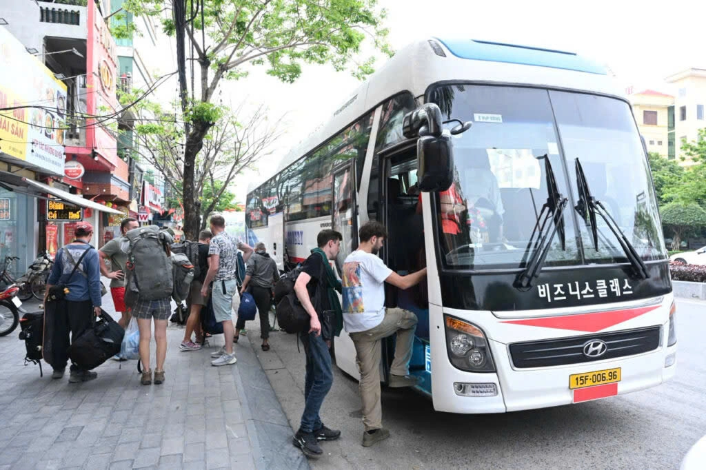 Transfer from Ninh Binh to Mai Chau | Shuttle Bus
