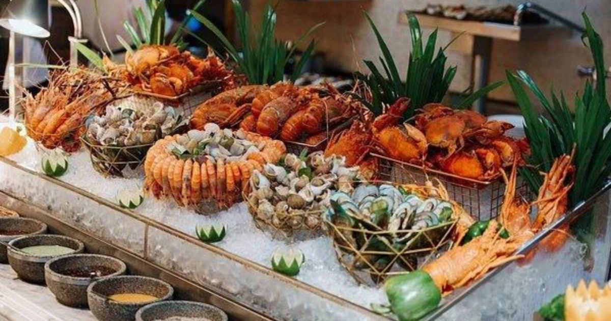 Hai san pho co seafood restaurant hanoi old quarter
